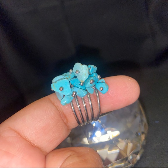 Turquoise Silver Ring - Picture 4 of 9